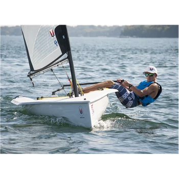 M14 MELGES RED hajó
